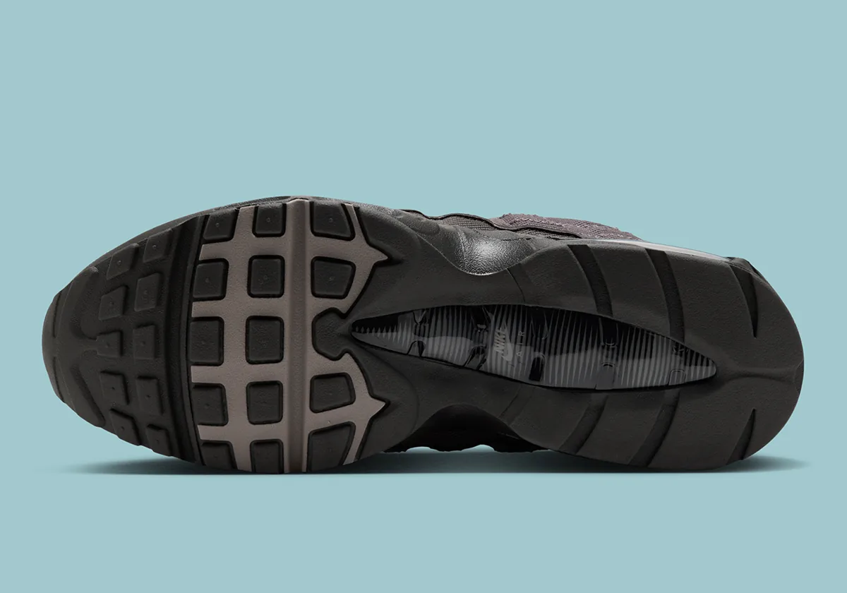 Nike представила кроссовки Air Max 95 в расцветке Medium Ash