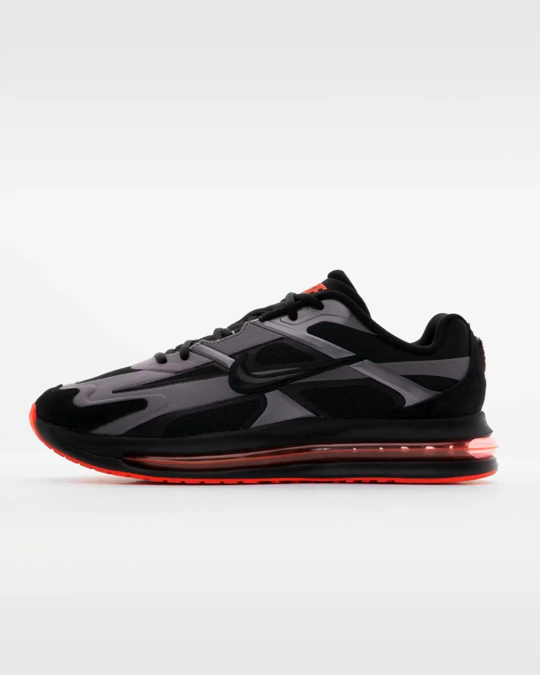 Nike представила кроссовки Air Max Metro в винтажном стиле