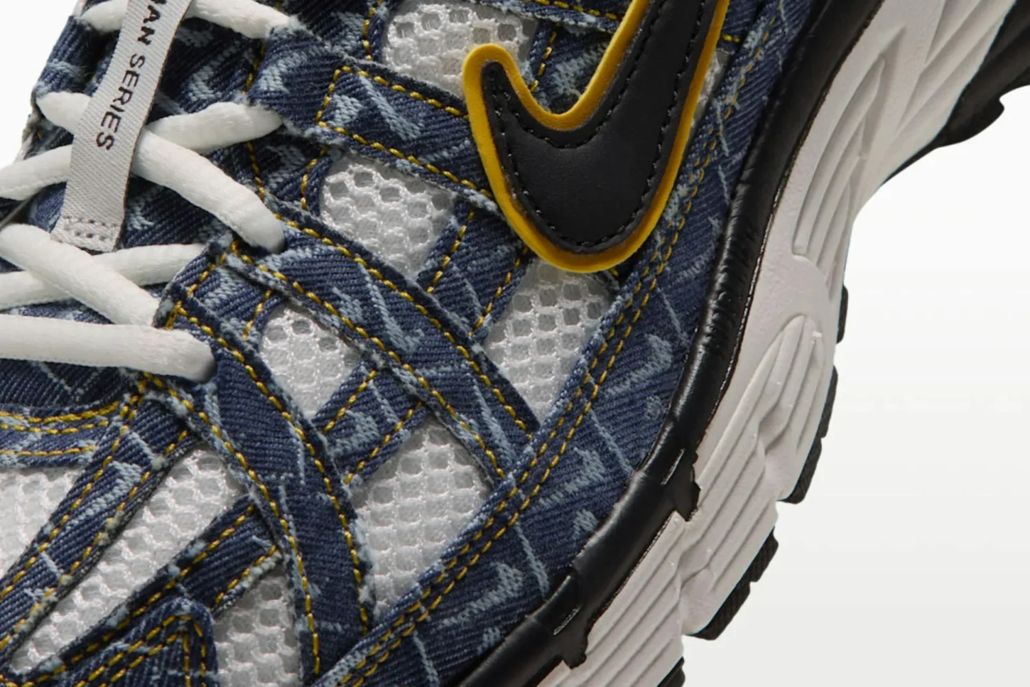 Nike представила кроссовки P-6000 в расцветке из денима и золота