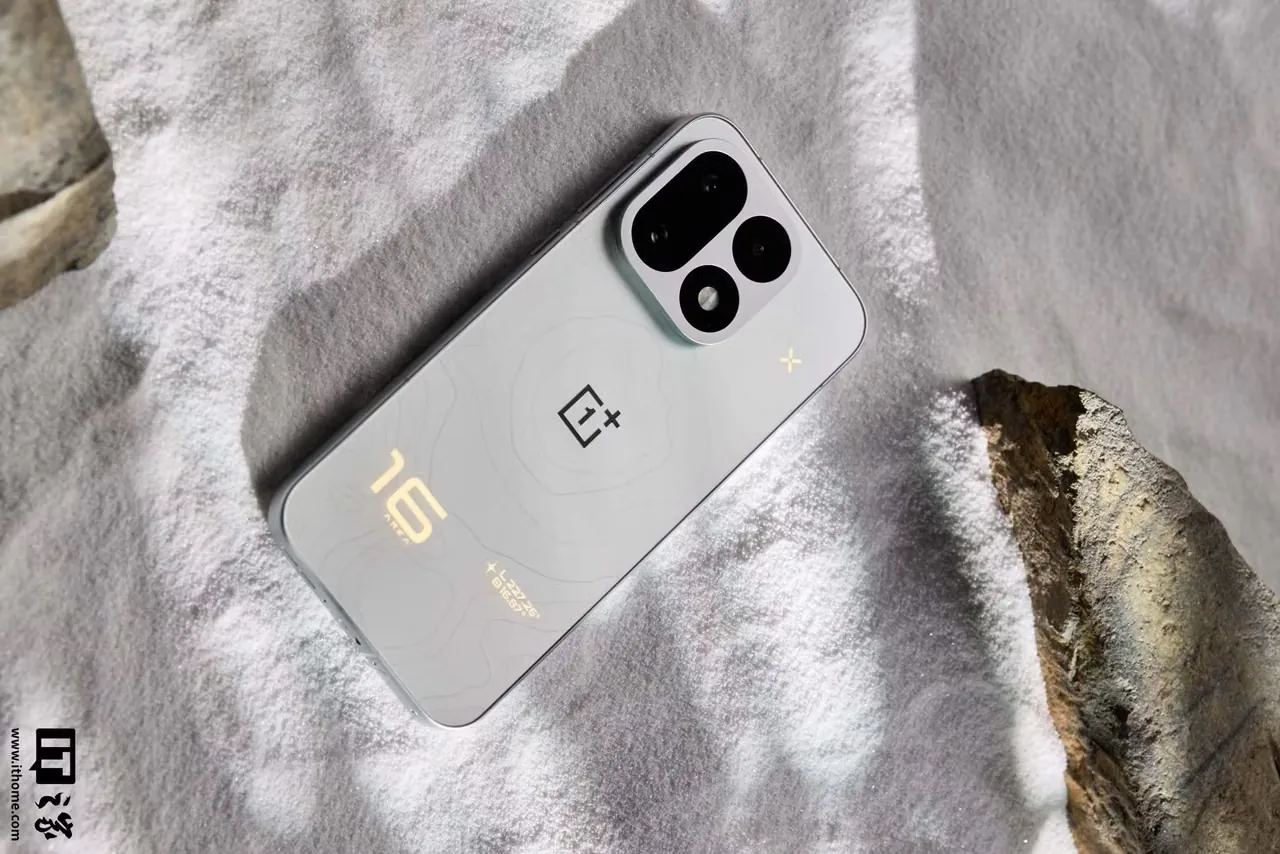 OnePlus представит флагман OnePlus 16 с аккумулятором на 9000 мА·ч