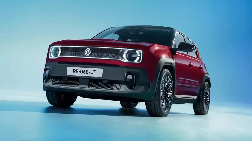 Renault снизила цены на электрический хэтчбек 4 E-Tech