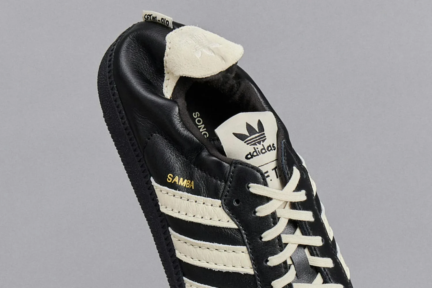 Song for the Mute представила свою версию adidas Samba OG