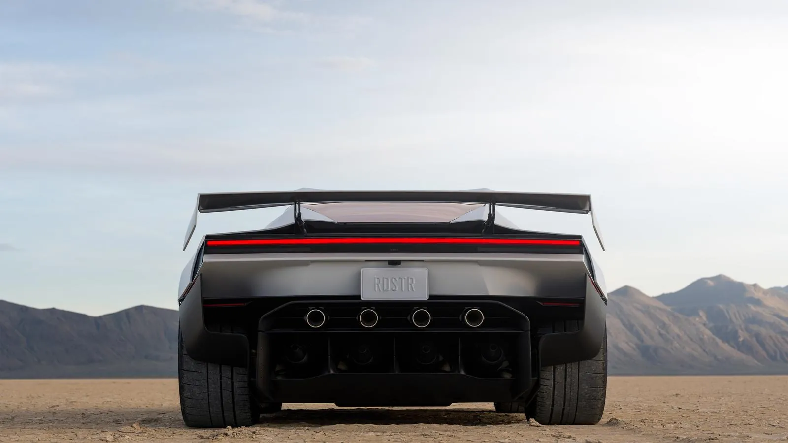 Илон Маск пообещал полёты Tesla Roadster с двигателями SpaceX