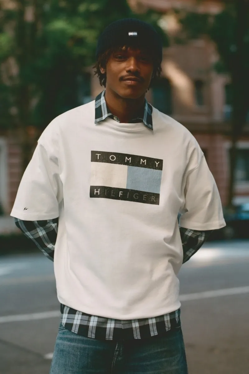 Иллюстрация к материалу «Tommy Hilfiger и FRGMT представили совместную коллекцию одежды». Фото: Hypebeast.