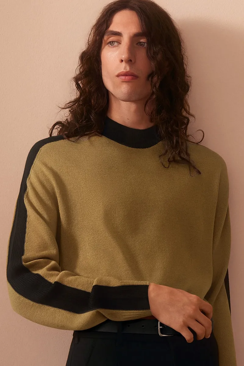 Иллюстрация к материалу «UNIQLO представила коллекцию трикотажа F.RISSO 2026». Фото: Hypebeast.