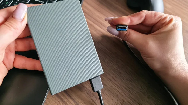 Иллюстрация к материалу «Как подарить вторую жизнь старой USB-флешке». Фото: Engadget.